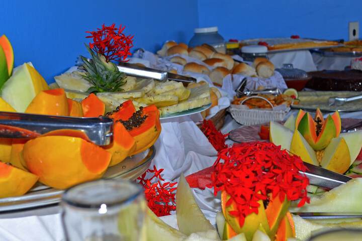 Dining 52 of 100