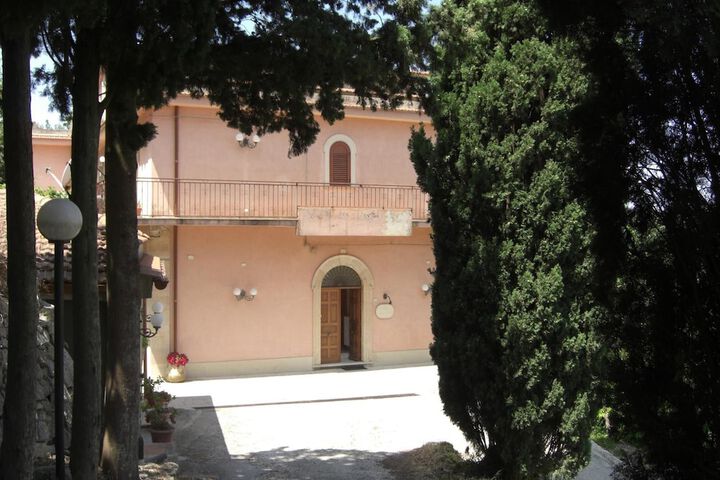Hotel 54 of 61
