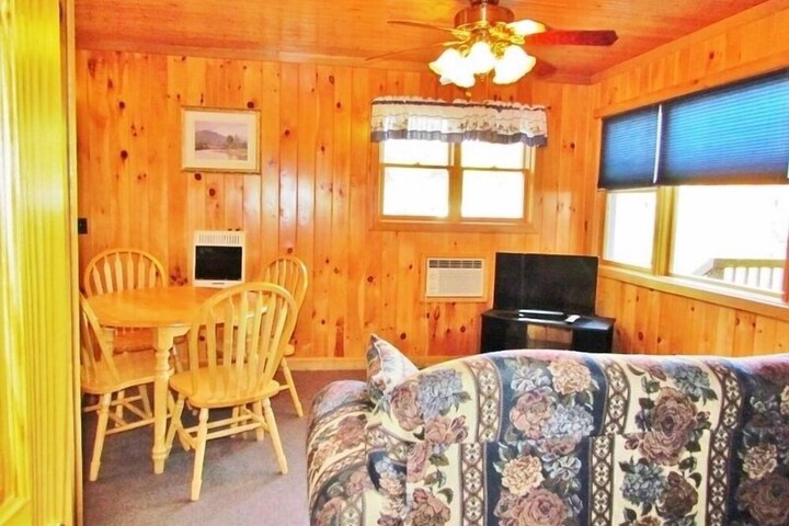Room 40 of 59