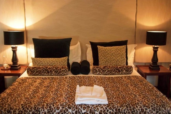 Room 12 of 72