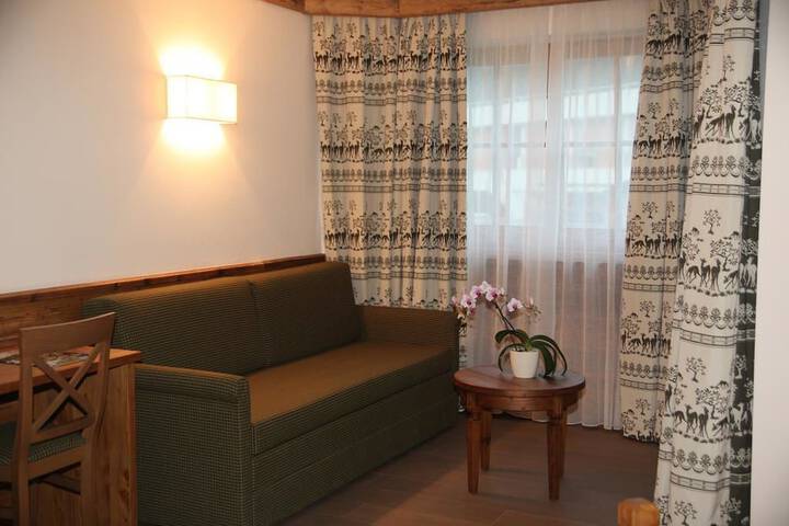 Room 12 of 54
