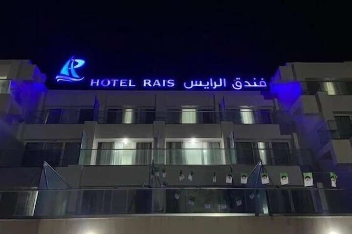 Hotel 5 of 6
