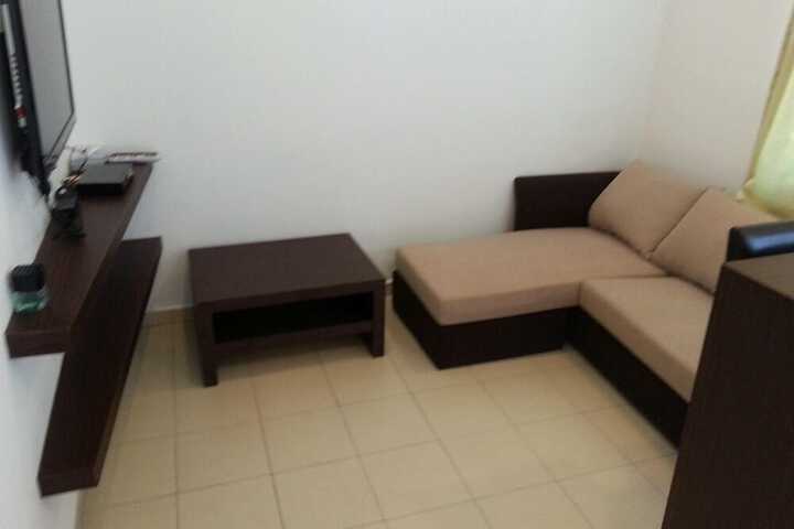Room 16 of 25