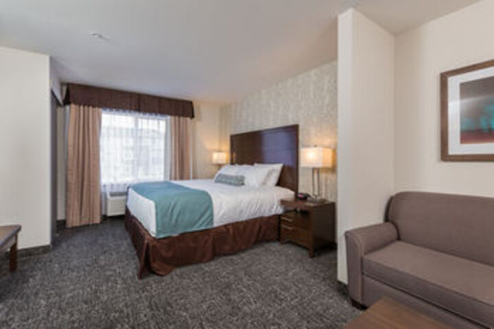 Room 42 of 60
