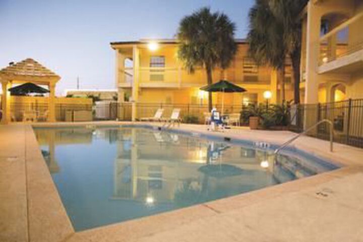 Pool 71 of 94