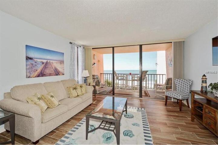 Image of Pelican Cove #301
