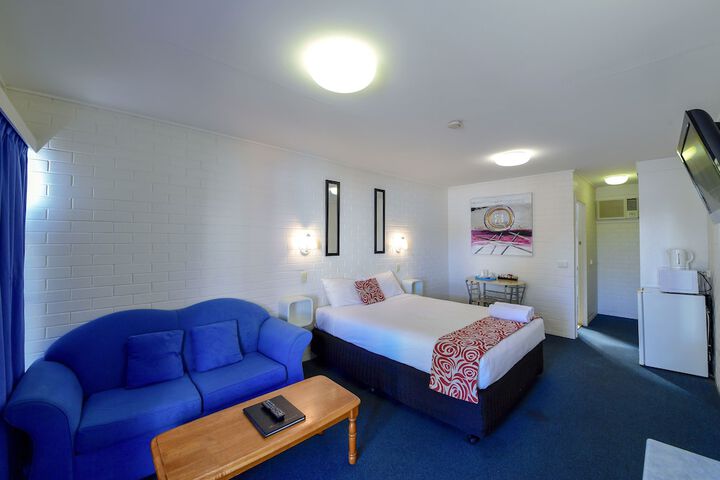 Room 9 of 53