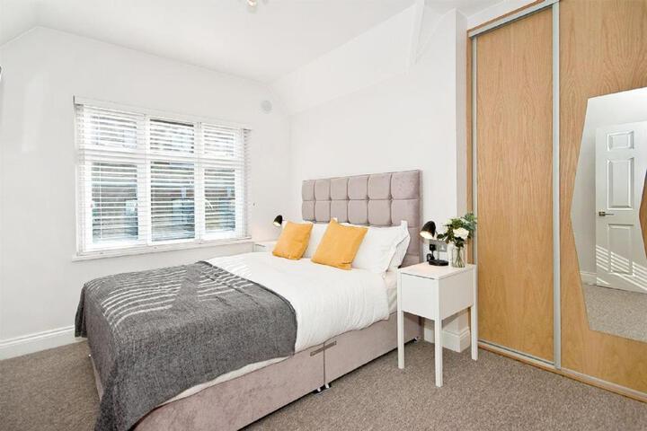 F6 Greek Street by City Living London
