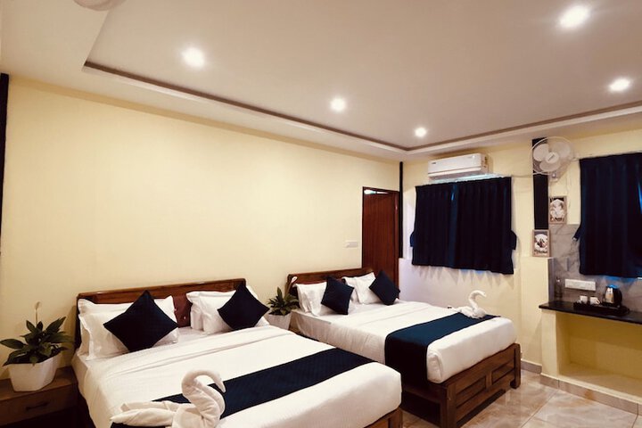Room 8 of 24