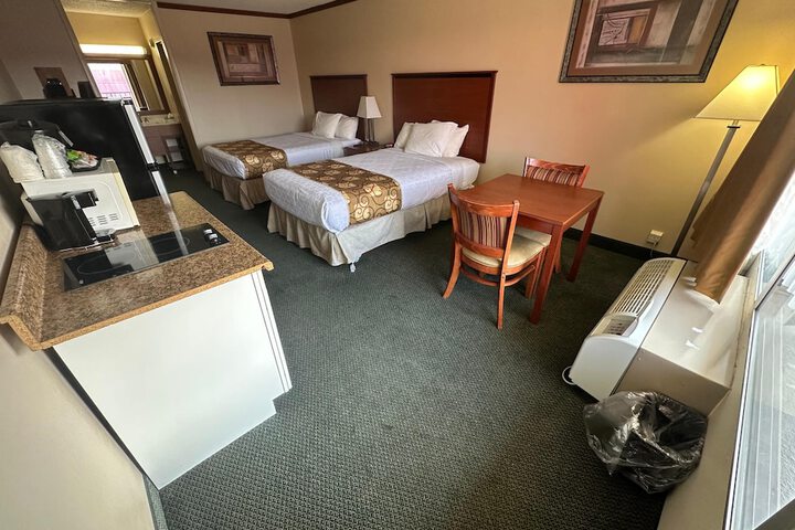 Room 30 of 86