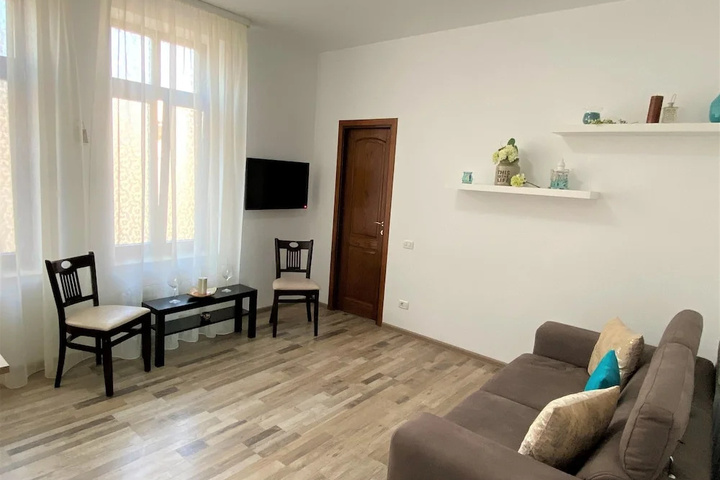 Room 3 of 13