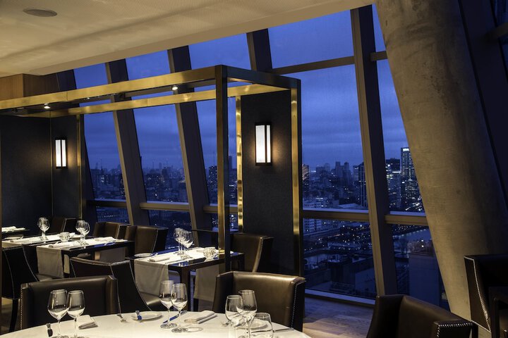 Dining 63 of 98