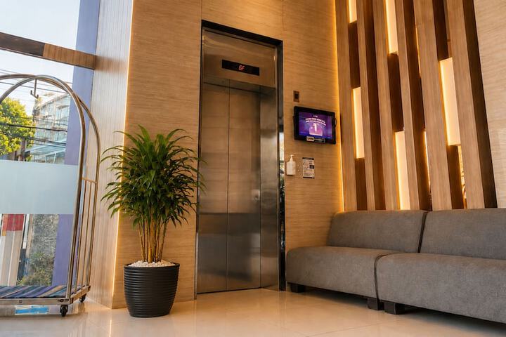 Lobby Photos