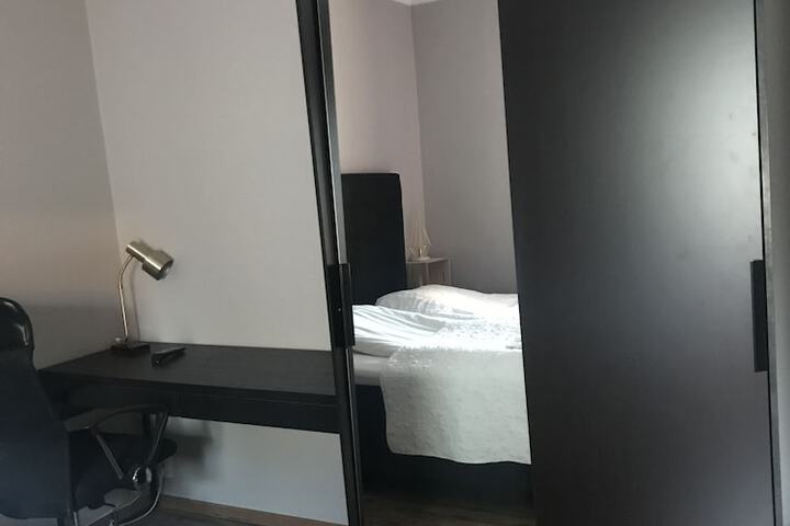 Room 11 of 35