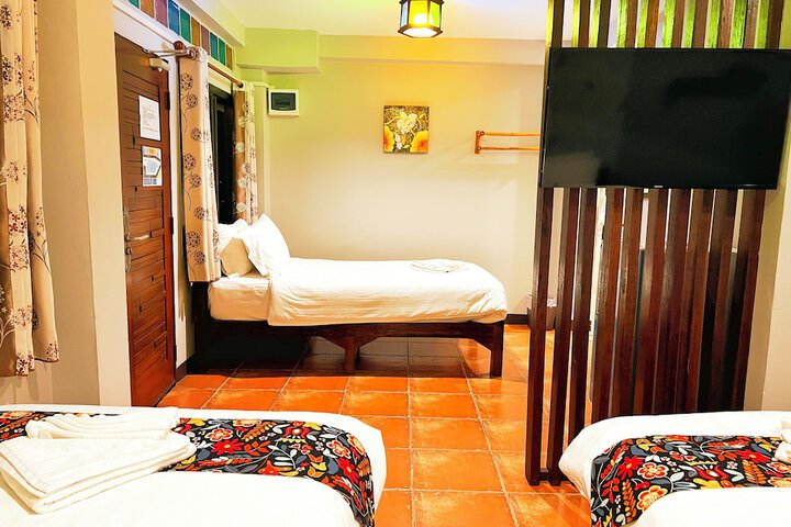 Room 35 of 62