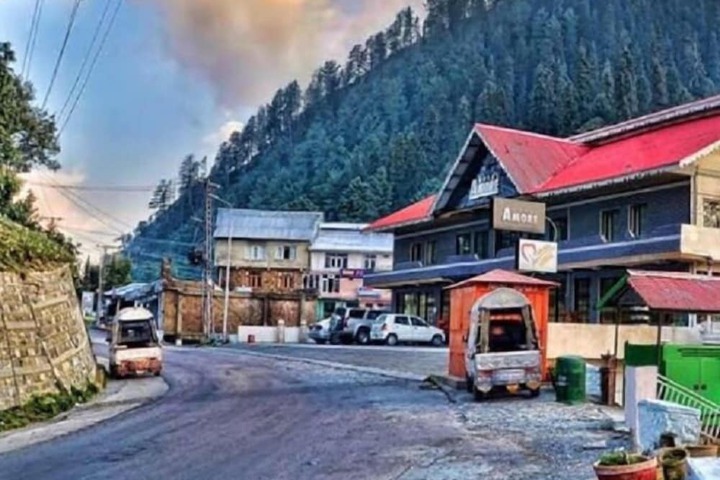 HOTEL AMORE DONGA GALI