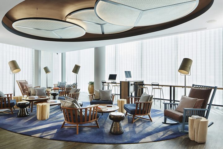 Business Center 60 of 64
