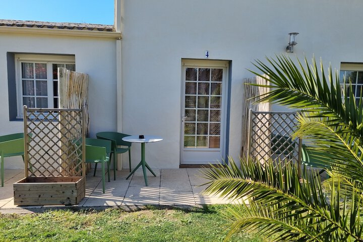 Terrace/Patio 27 of 28