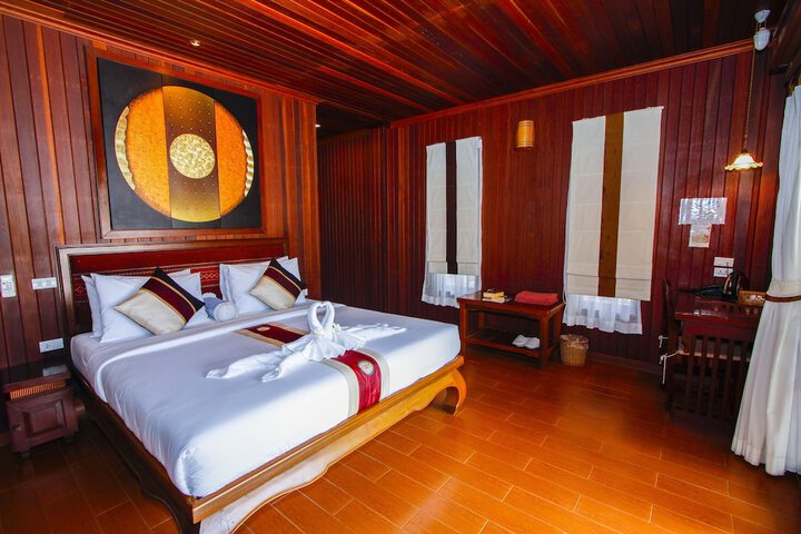 Room 3 of 72