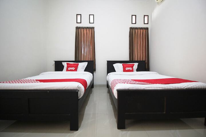 Room 16 of 34