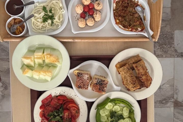 Breakfast/Coffee Service 54 of 108