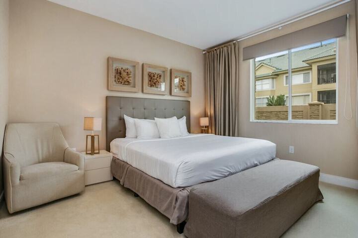 Room 2 of 48