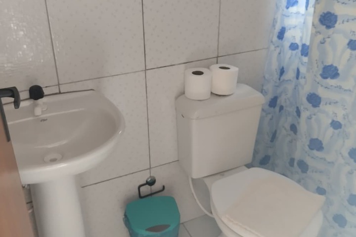 Room 3 of 32