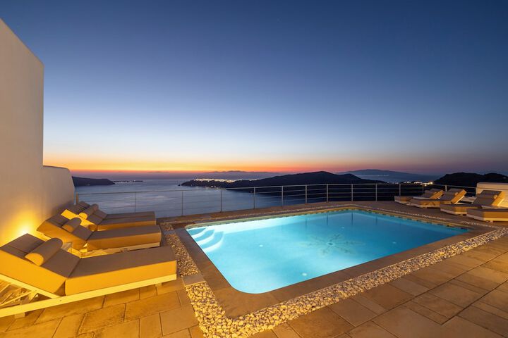 Pool 48 of 61