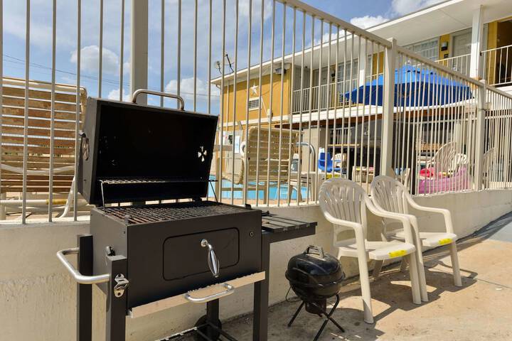 BBQ/picnic area