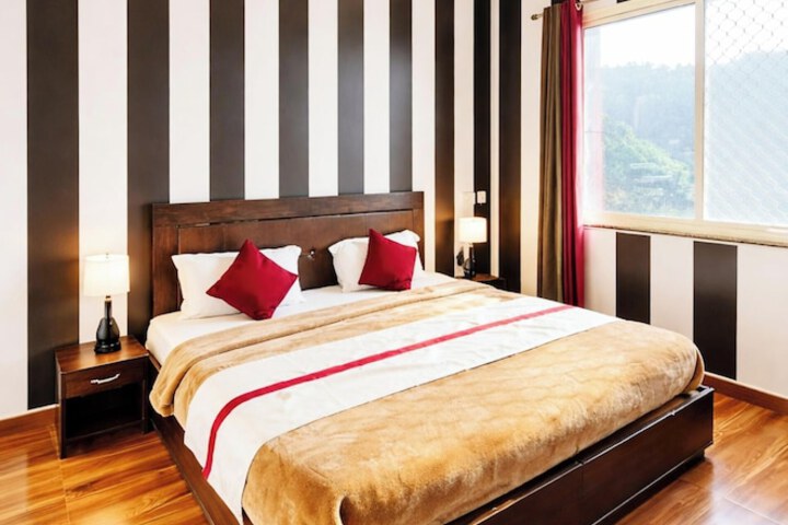 Room 14 of 22
