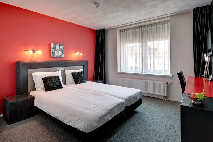 Room 7 of 29