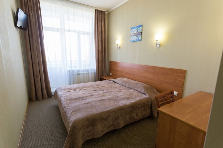 Room 9 of 56
