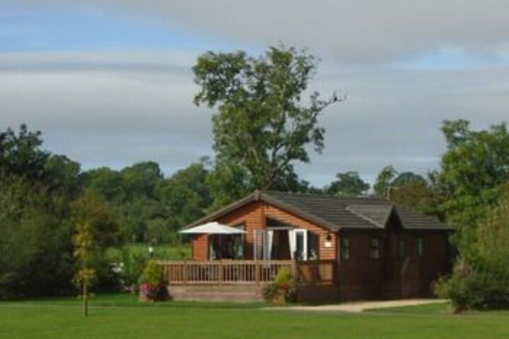 Saxon Lodge