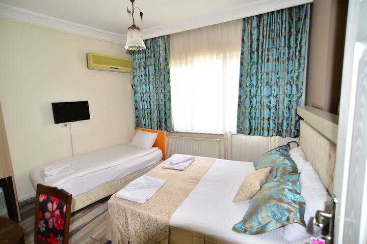 Room 19 of 38