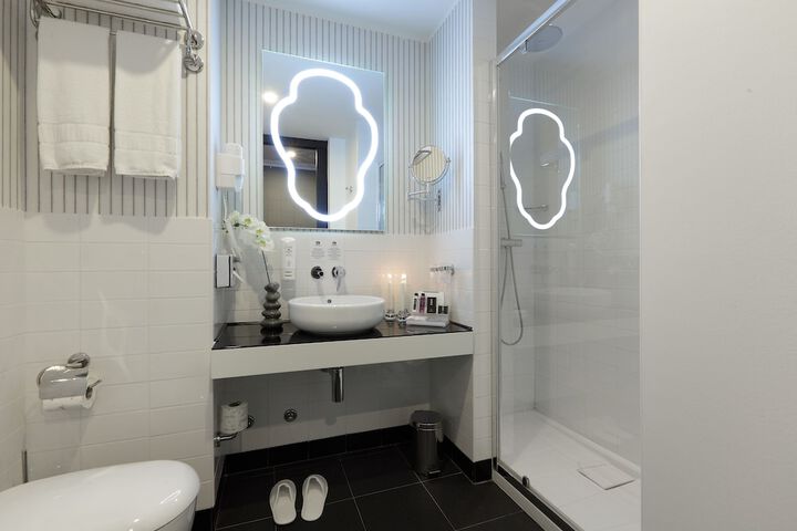 Bathroom Interior Photo