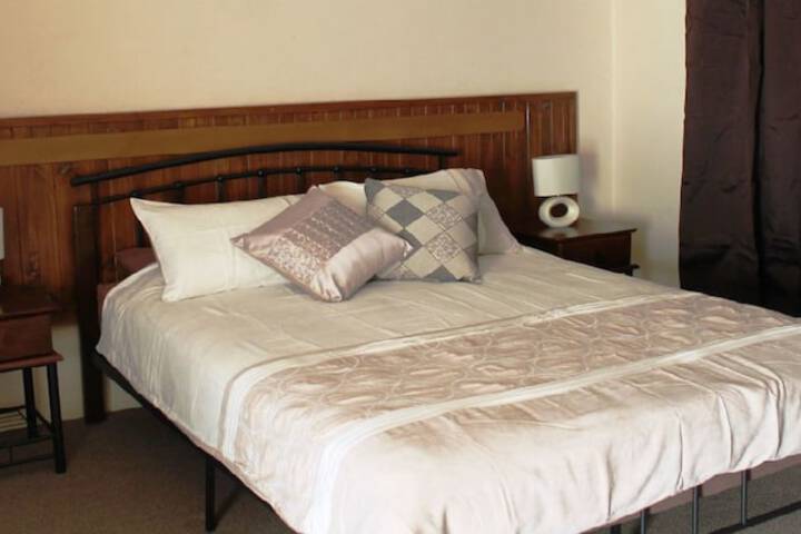Room 4 of 20