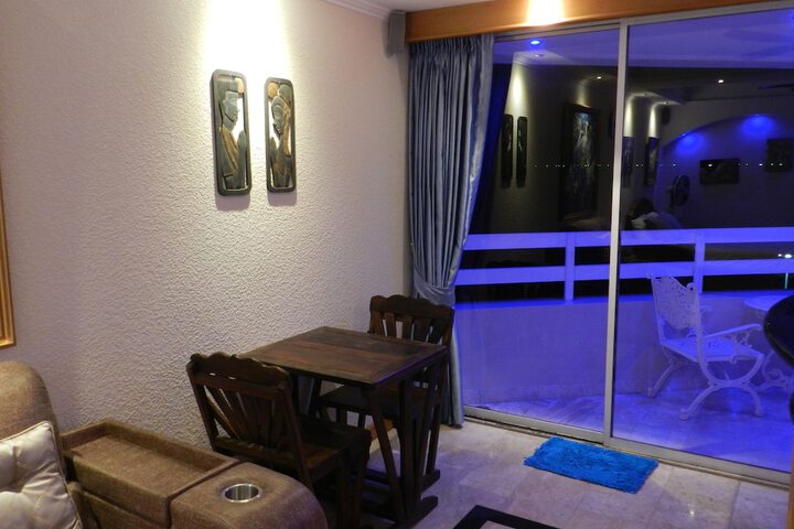 Room 17 of 259