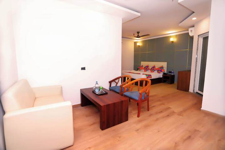 Room 37 of 44