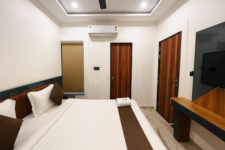 Room 62 of 92