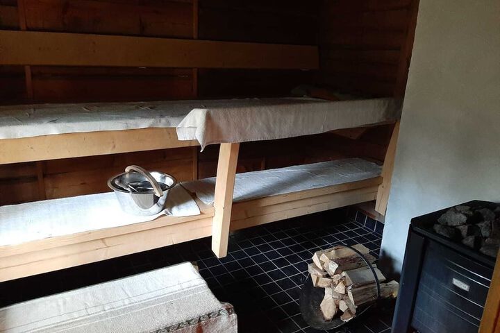 Room 27 of 50