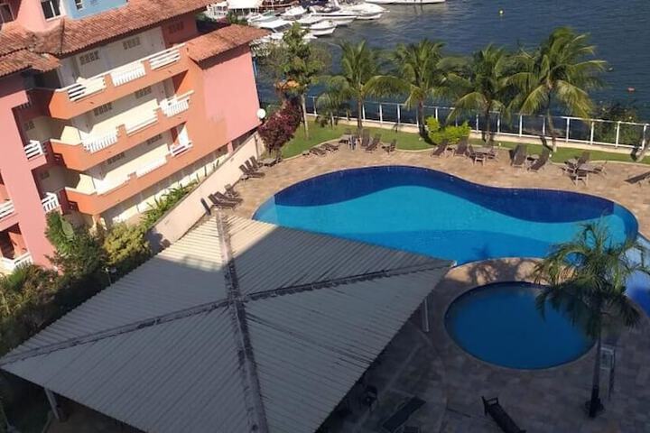 Pools & Facilities