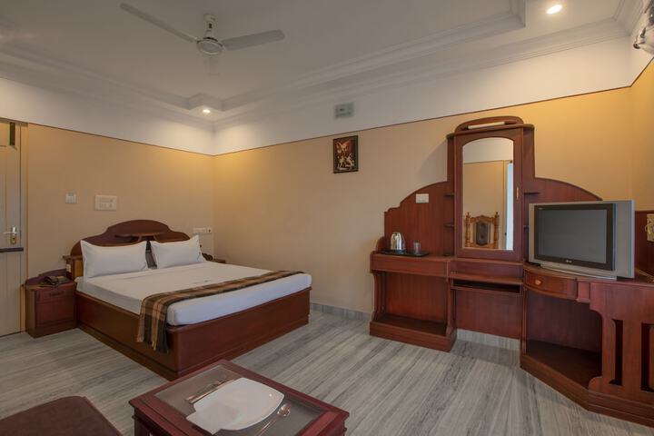 Room 34 of 51