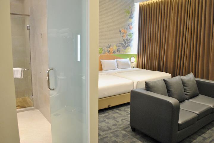 Room 10 of 54