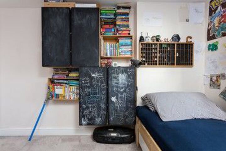 Room 22 of 48