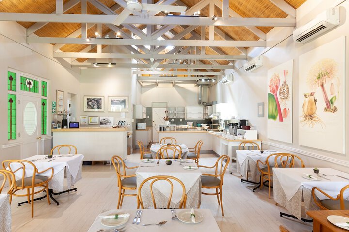 Dining Photos