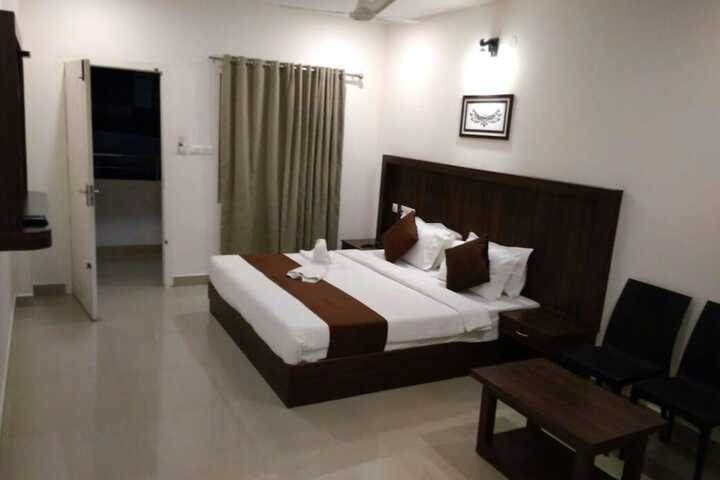 Room 14 of 17