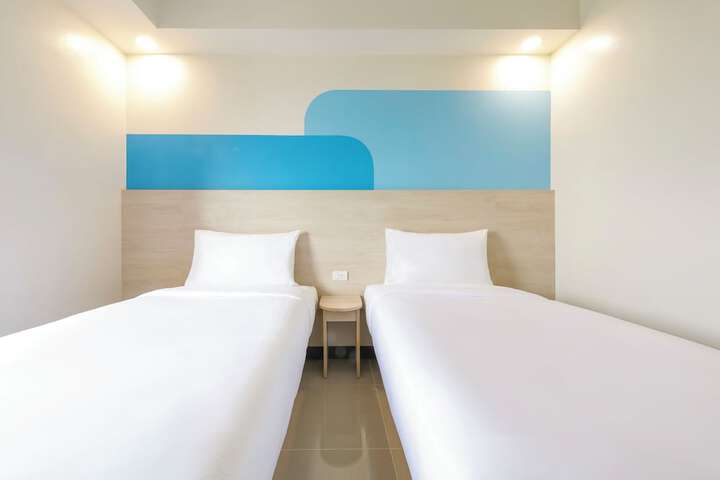 Room 7 of 22
