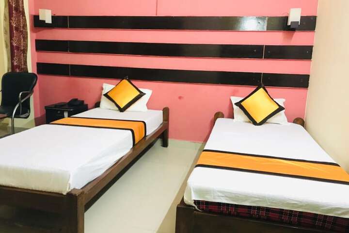 Room 5 of 19