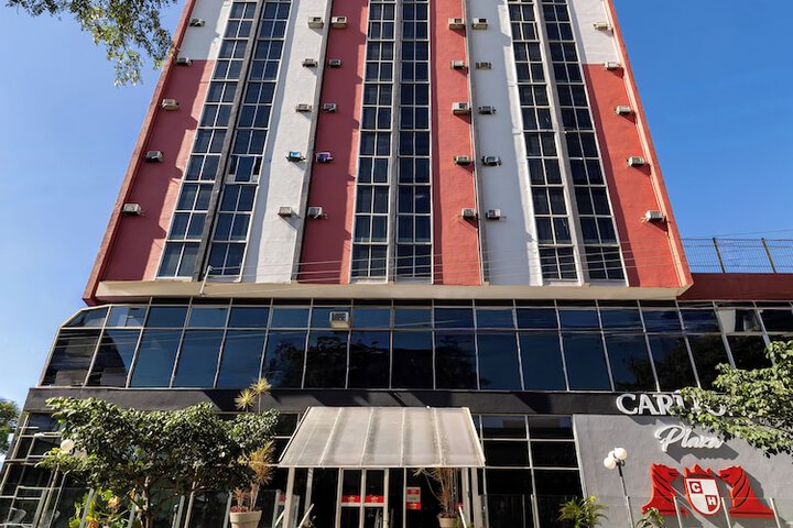 Carlton Plaza Americana