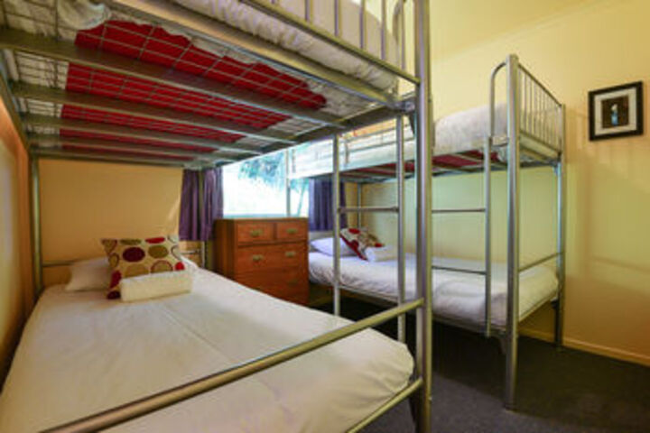 Room 60 of 222